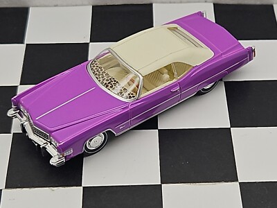 1974 CADILLAC ELDORADO HOT PINK TRUE ROMANCE 1/64 GREENLIGHT 62020