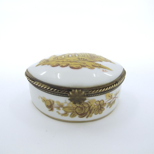 Caja de baratijas de porcelana SAKS QUINTO AVE pintada a mano LIMOGES dorada artista firmada - Imagen 2 de 10