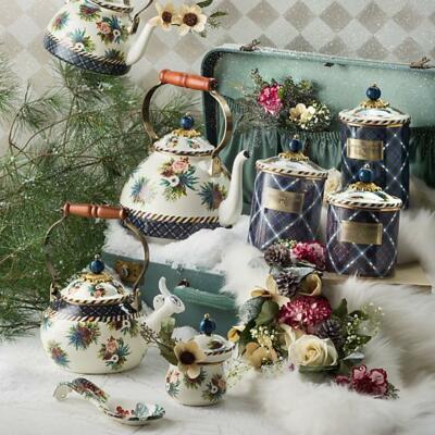 MACKENZIE-CHILDS, HIGHBANKS WINTER / CHRISTMAS ENAMEL TEA KETTLE