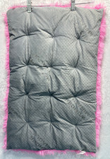 Wonder Miracle Pink Faux Fur Pet Bed 16x24  