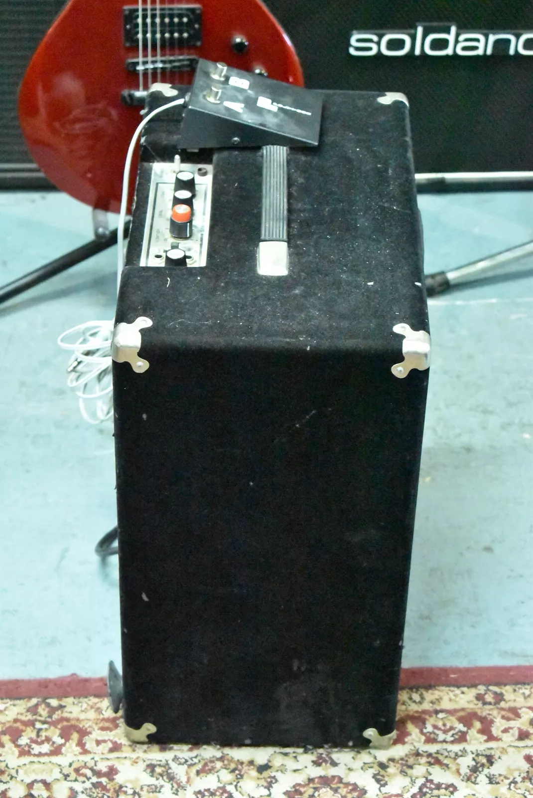 Picture 3 of 5