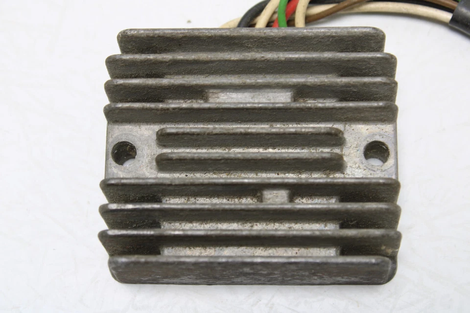 Rectificador regulador de voltaje Yamaha XS550 1981 Foto 2 de 4