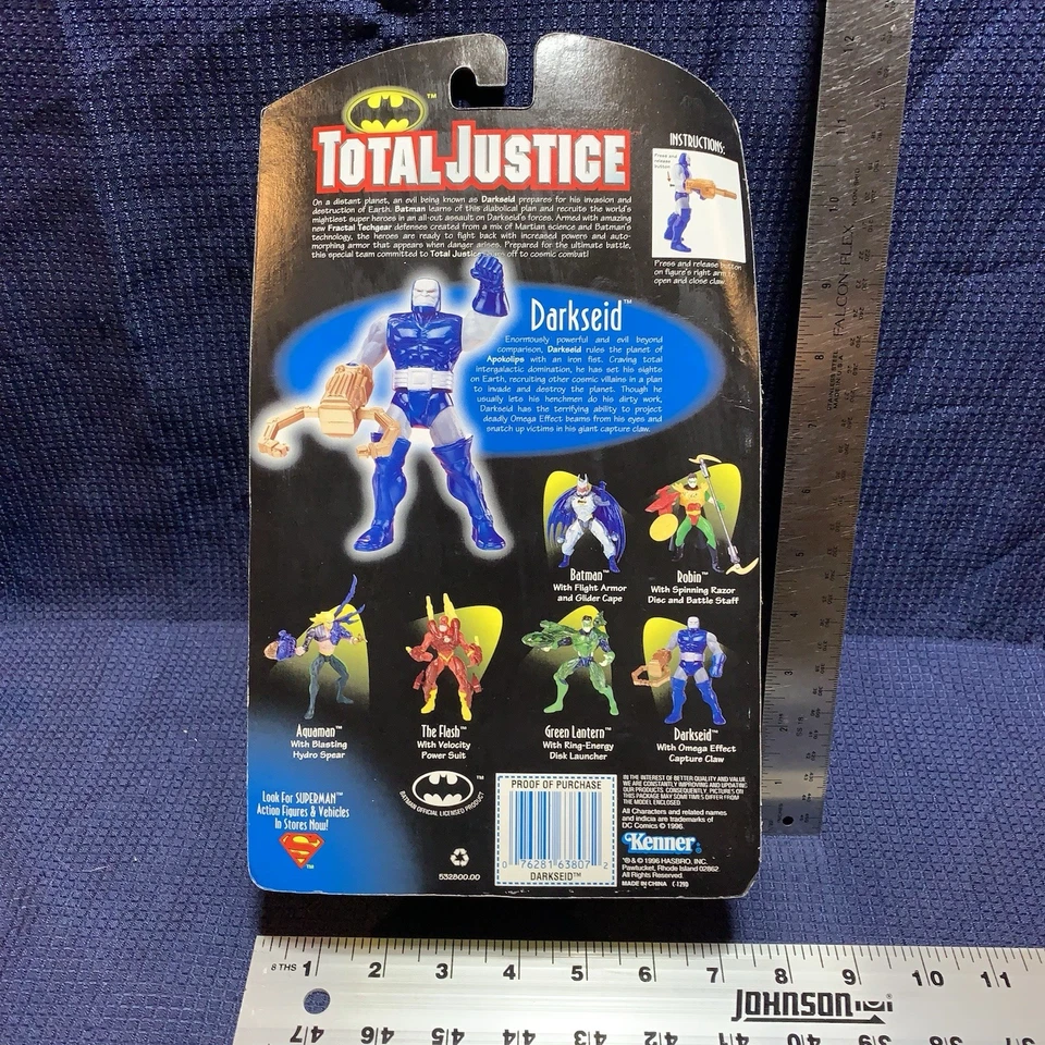 Figura de acción Kenner Batman Total Justice Darkseid Villain 1996 sin abrir sellada Foto 2 de 4
