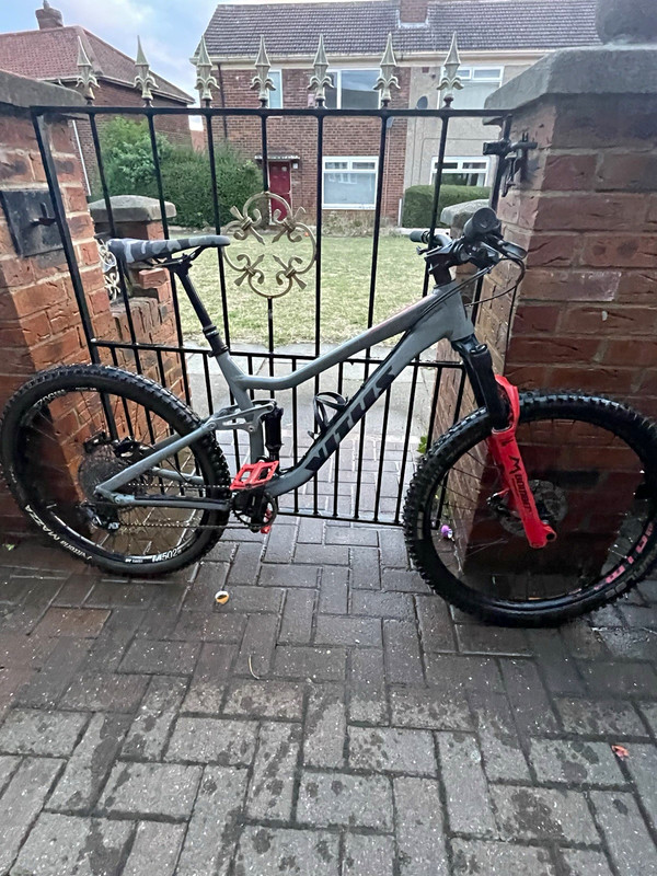 Vitus mythique Mountain Bike Full Suspension 27.5inch Wheels Size M