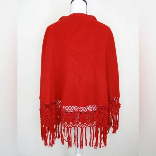 Artesanias Yana Red Alpaca Poncho Cape w/Fringes One Size - Picture 4 of 7