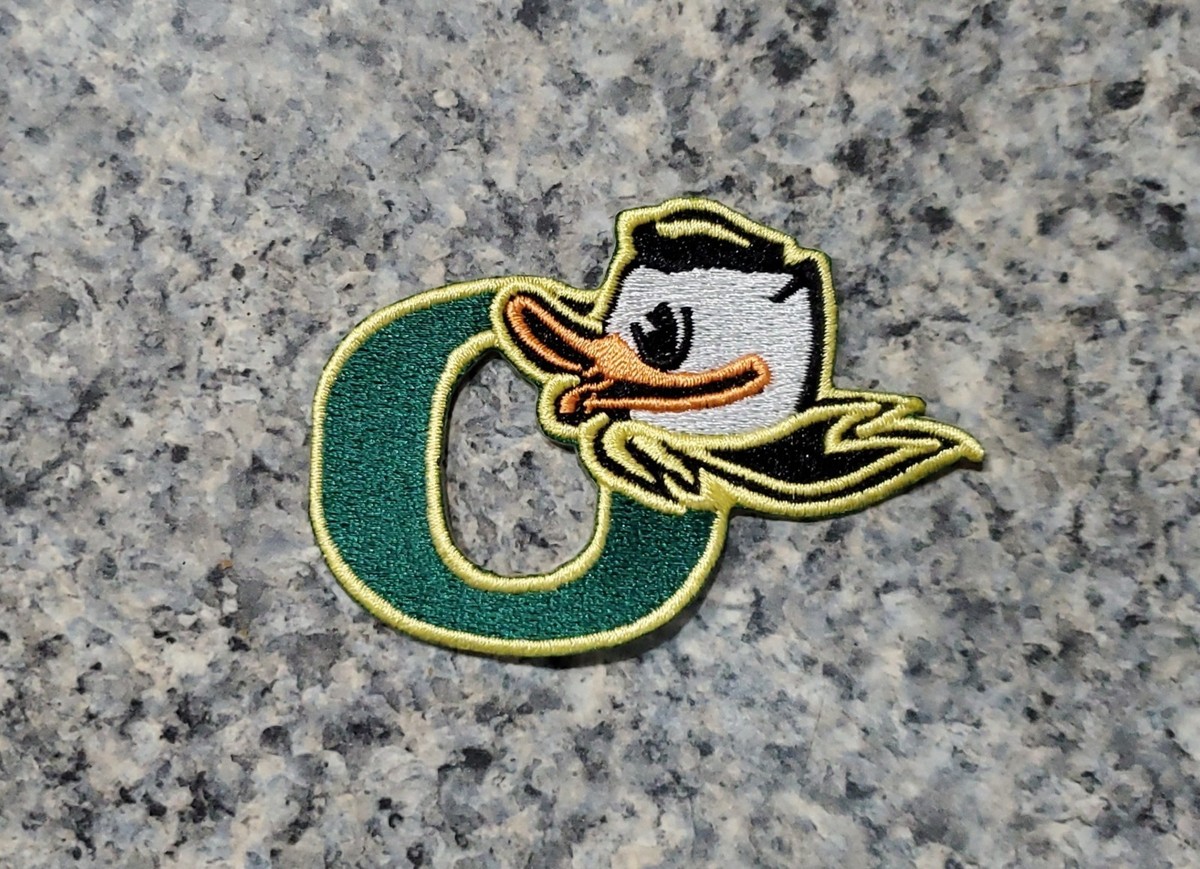 Oregon Ducks Vintage Style Patch. Fully Embroidered. Iron On