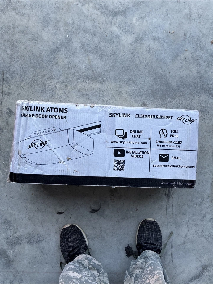 SkyLink Garage Door Opener 1-HPF Heavy Duty Belt Drive W/ Quiet Motor Dual LED - Image 3 of 3