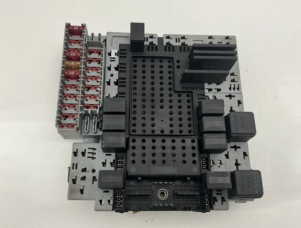 Volvo S60 2003 interior debajo del tablero caja de fusibles 08679899 OEM Foto 3 de 4