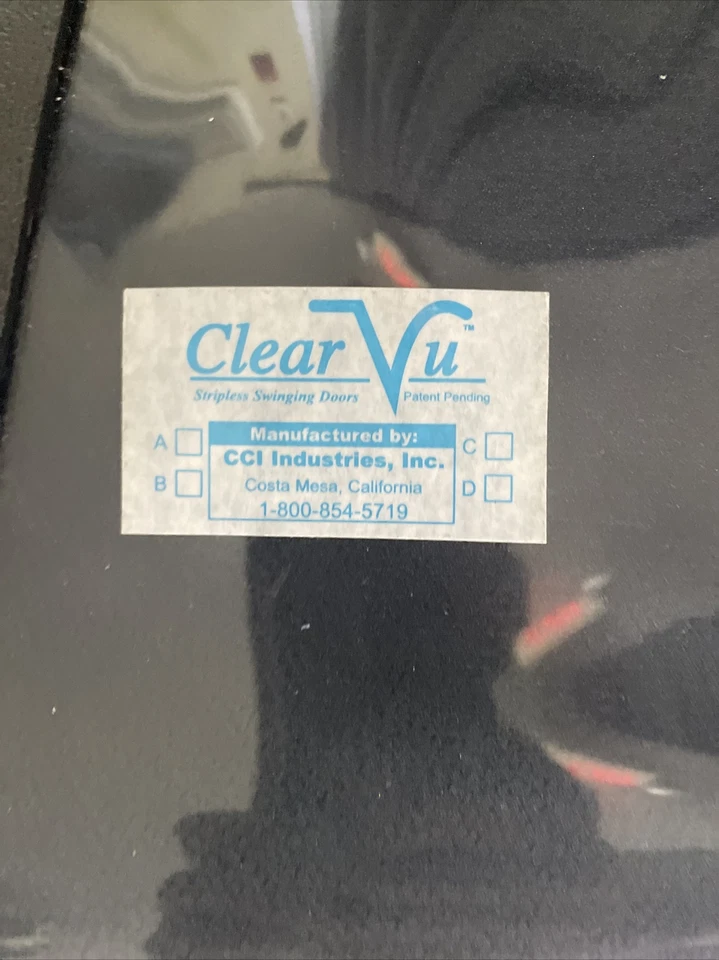 Cool Curtain, Clear Vu, Stripless Swinging Doors - Imagem 2 de 4