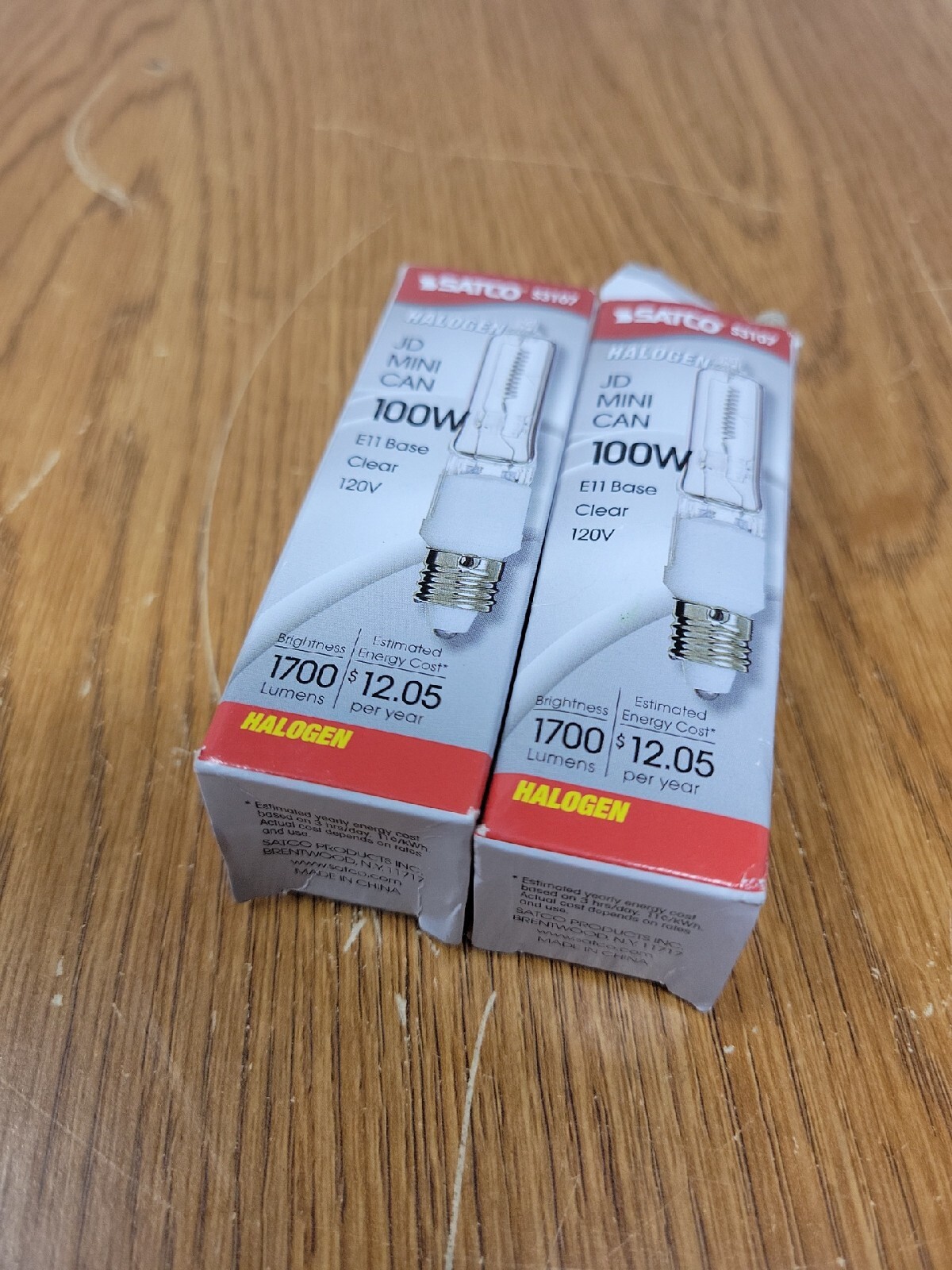 Satco S3107 120V 100-Watt T4 E11 Base Light Bulb, Clear 2pack Damaged Box
