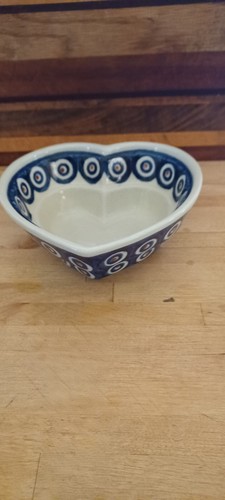 Polish Pottery 6" Heart Shaped Peacock Dish Bowl Boleslawiec - Picture 11 of 11