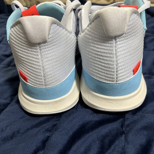 New NIKE Kyrie Low 5 Men's Size 18 Basketball Shoes Football Grey Blue Chill - Picture 6 of 7