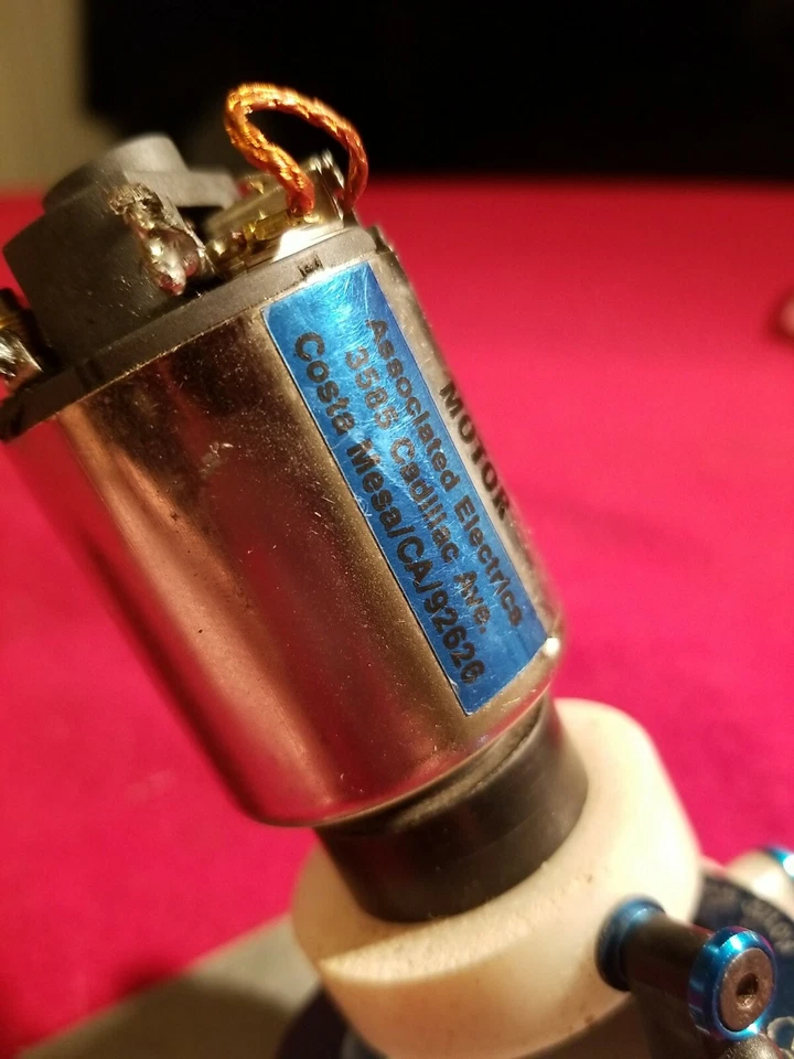 VINTAGE Team Associated BRUSHED MOTOR stock RC10 Cadillac Ave Costa Mesa CA NICE - Image 2 of 4