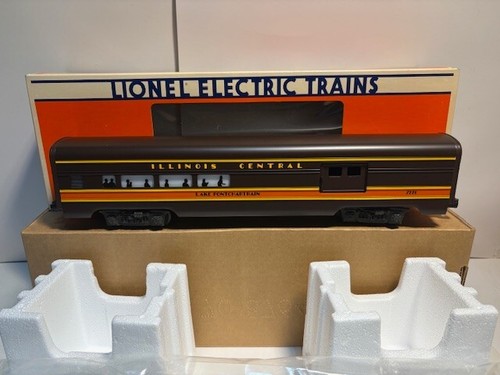 LIONEL 7221 ILLINOIS CENTRAL IC Pontchartrain Combine Car. NIB - 第 1/2 張圖片