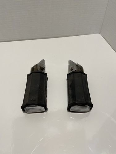 1982 - 1984 YAMAHA XV500 XJ1100 OEM PASSENGER FOOTREST FOOT PEGS 10M-27430 27440 - Foto 7 di 8