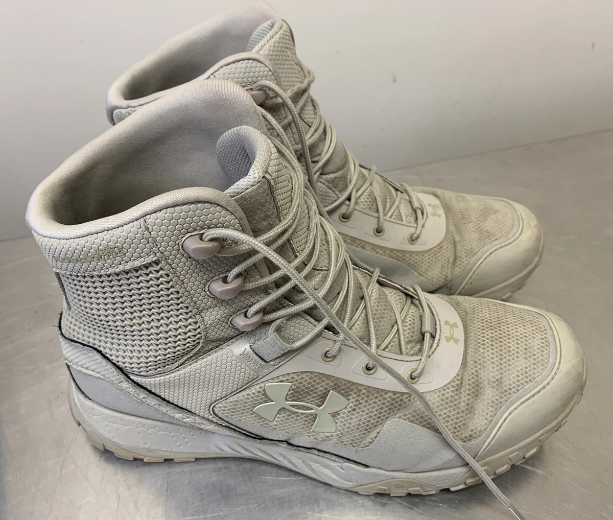 Under armour valsetz sale desert