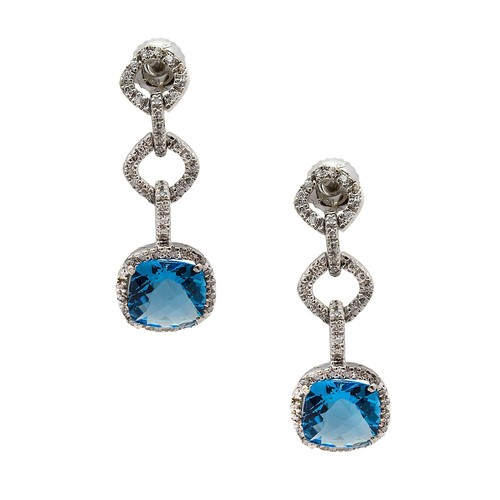 Pendientes de topacio azul diamantes oro blanco de 18 quilates 0,45 quilates TDW - Imagen 2 de 2