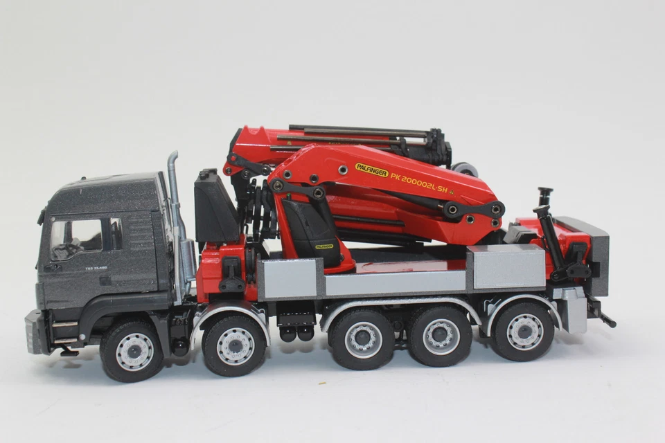 Grúa Conrad 77224 Man Tgs Euro 6 + Palfinger PK 200002 L SH 1:50 nueva en embalaje original Foto 2 de 4