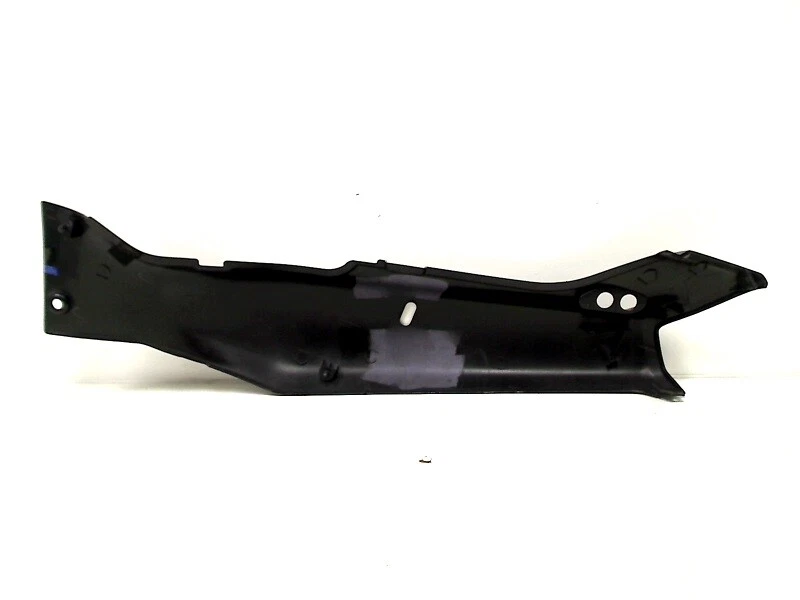 47111-46E00 carenado trasero derecho para SUZUKI GSX R 1100 1991-1993 usado - Imagen 2 de 4