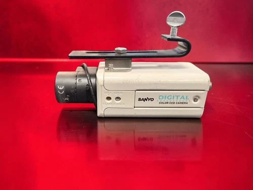 SANYO DIGITAL COLOR CCD CAMERA VCC-6574A