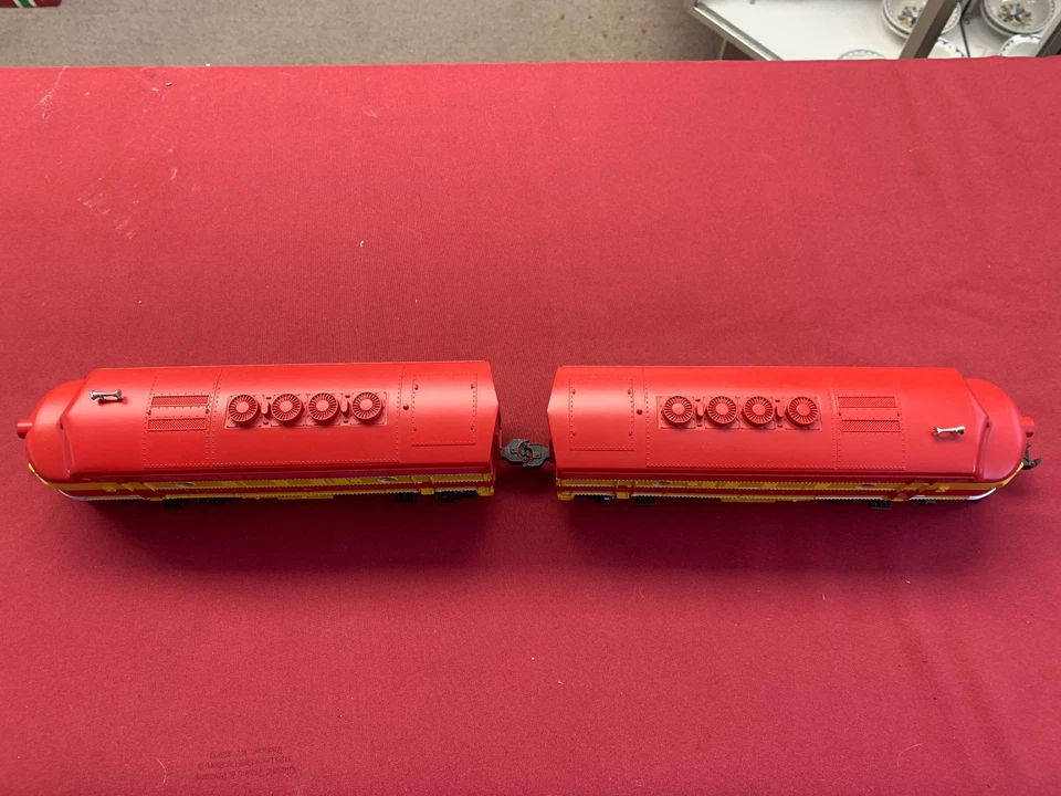 FLORIDA EAST COAST F3 A/A DIESELS MTH RAILKING LIKE NU W/ORIGINAL BOX FREE SHIP. - Image 2 of 4