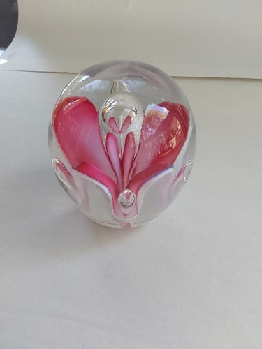 Large Antique Dorflinger Pink To Red over White Petaled Lily-Style Paperweight - Picture 9 of 17