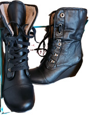 Blowfish Wedge Boots Sherling Black women Size 6