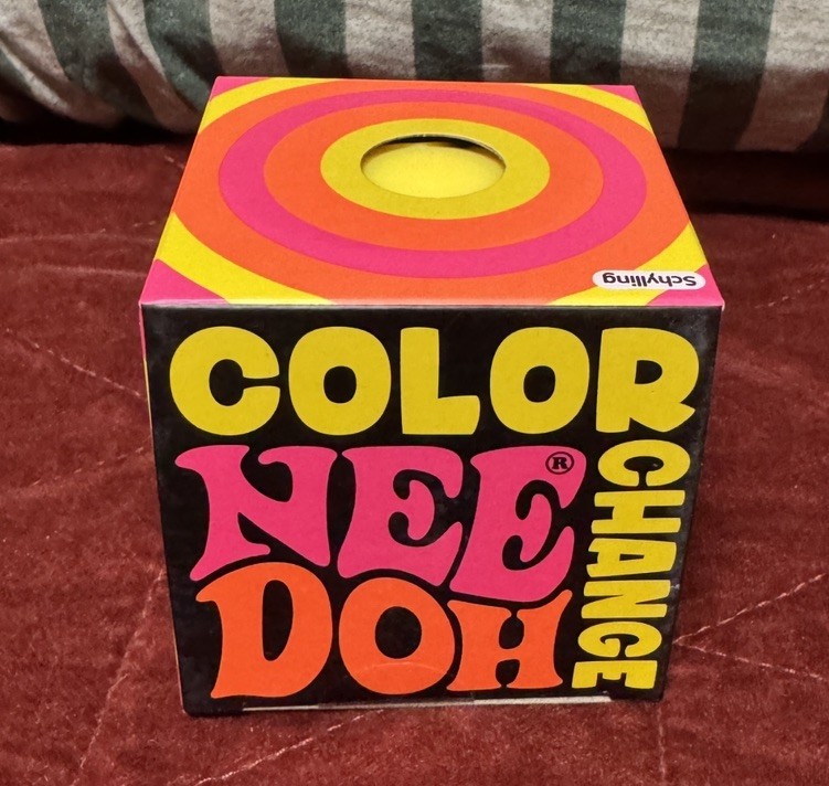 YELLOW NeeDoh Color Changing Fidget change Schylling Sensory Stress Ball Nee Doh