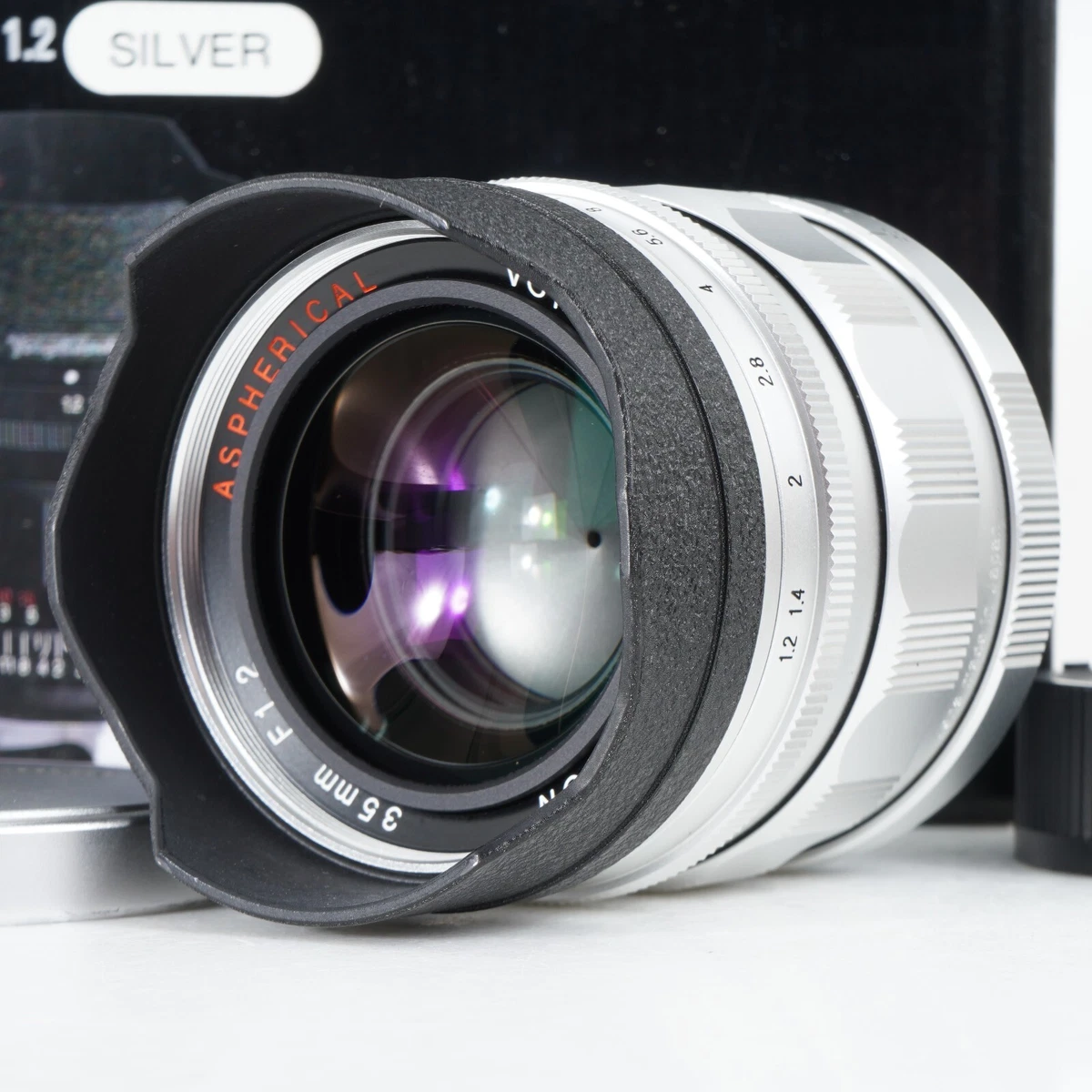 MINT-] Voigtlander Nokton 35mm f/1.2 Aspherical VM Leica M Mount