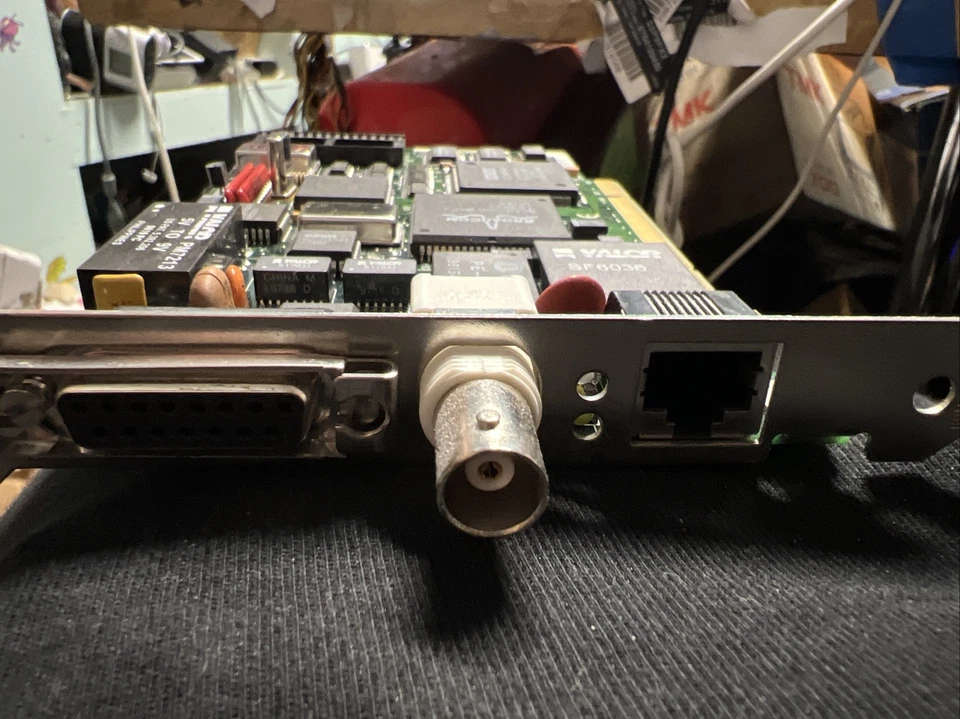 Adaptec ANA-6911/UC 10/100 fast ethernet card 110402-0405 BNC 15-pin RJ-45 Coax - Image 4 of 4