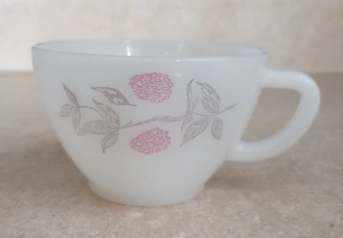 Vtg Federal Milk Glass Flower Blossom Pink Clover Coffee Mug Cup Heat Proof 8oz