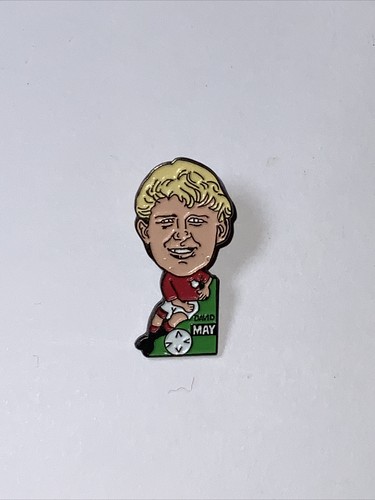 MANCHESTER UNITED MAN UTD DAVID MAY PIN BADGE - Picture 2 of 3