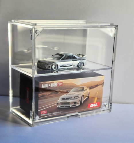 Kaido House x Mini GT 1:64 Nissan Skyline GT-R (R33) DAI33 V1 mit Vitrine - Bild 3 von 7