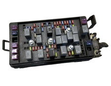 2009-2012 Chevrolet Colorado Engine Compartment Fuse Box Assembly Oem 2009-2012 Chevrolet Colorado Engine Compartment Fuse Box Assembly Oem