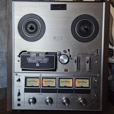 AKAI 202D-SS Surround Sound Stereo Reel To Reel Tape Deck Recorder No Cover