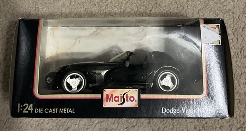 Maisto 1995 Dodge Viper RT/10 Die Cast Metal Car 1:24 Scale - New - Picture 1 of 6
