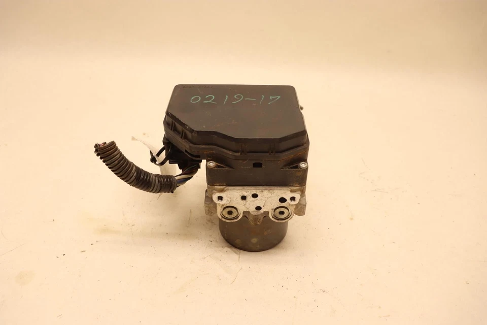 2011-2013 SCION TC POWER ANTIBLOQUEO ABS MÓDULO BOMBA FRENO OEM Foto 2 de 4