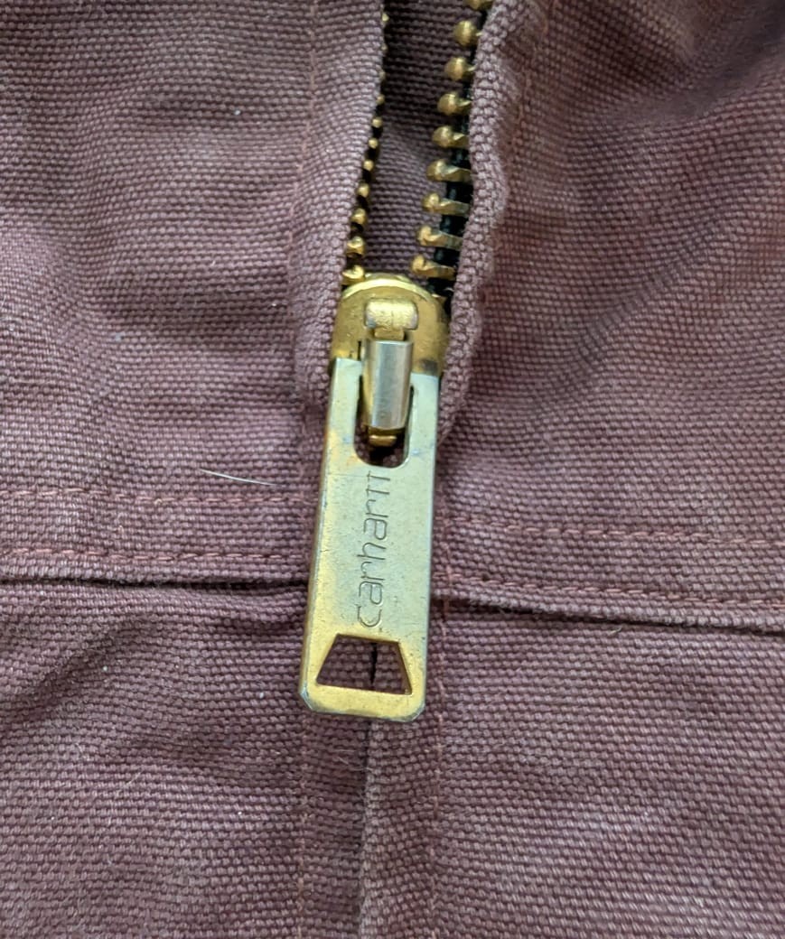 Carhartt JQ2135 "RUM" SIZE MEDIUM Nice Color Fading No Distressed thumbnail 5