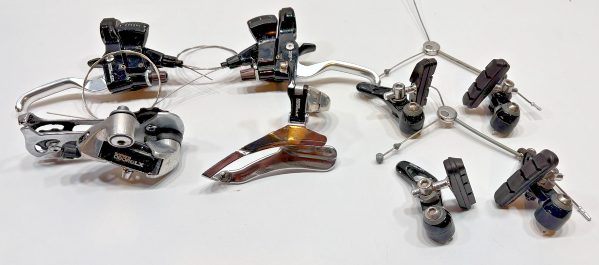 フレーチャ Vintage Shimano Deore LX ST-M567 3x8 Brake Shifters M550