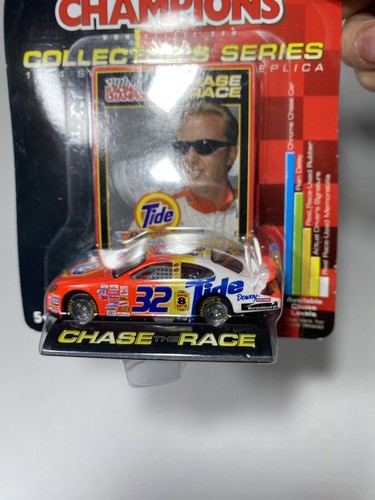 Chase The Race Series Rickey Craven #32 Tide Die Cast 1:64 New Racing Champions - Picture 2 of 6