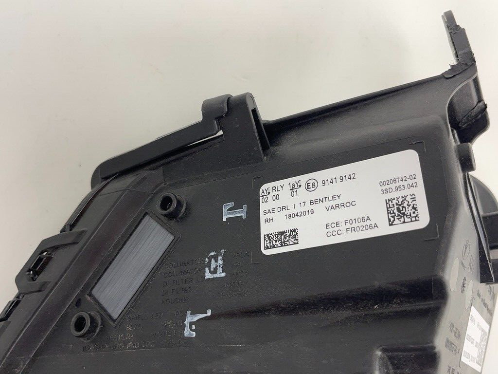 2020 2021 Bentley Continental GT GTC Fog Light Turn Signal LED Right 3SD953042A