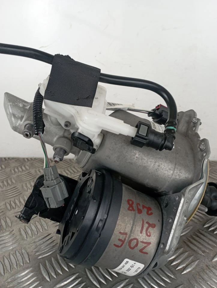 RENAULT ZOE BFM 18-23 BRAKE MASTER CYLINDER 472107044R - Image 3 of 4