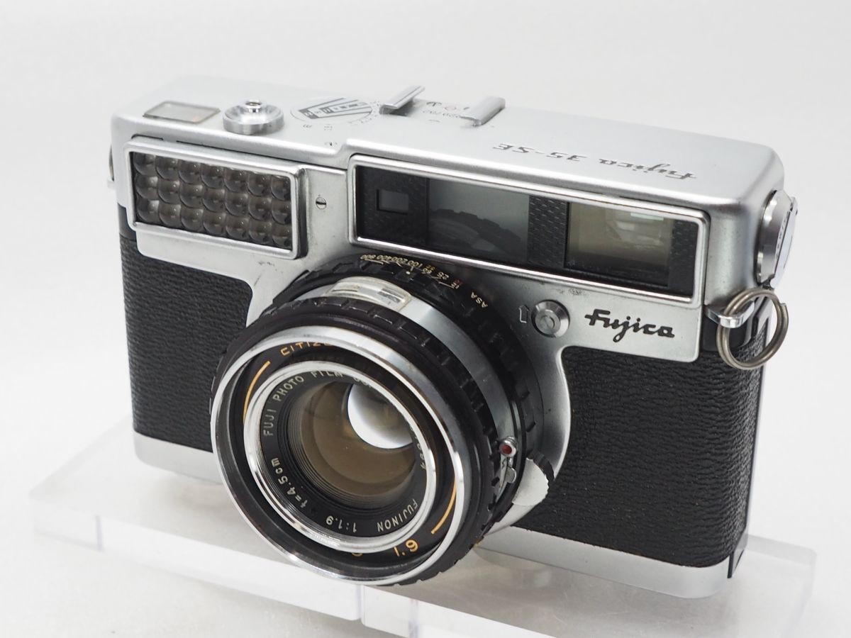 Fujica 35-Se Works Ok 7212 Vintage Camera Fully Functional