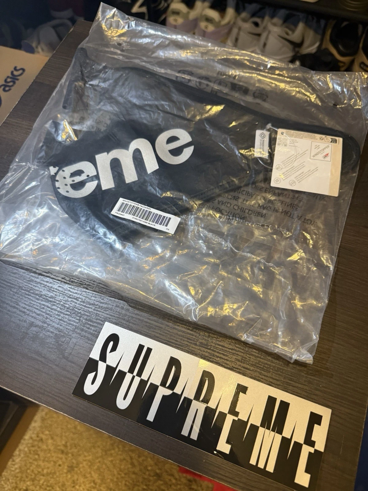 Supreme WINDSTOPPER Black Face Mask (FW25)
