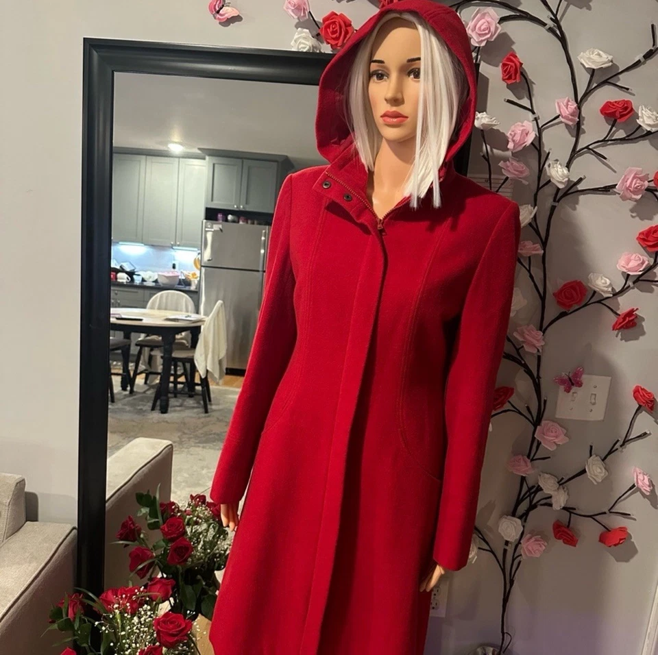 Women's Elegant Red Long Coat 80%wool Size S(small) - Image 3 of 4
