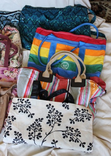 Lotto di 15 borse a tracolla, spiaggia, libro per rivendita Beekman, Levi Strauss - Foto 3 di 9