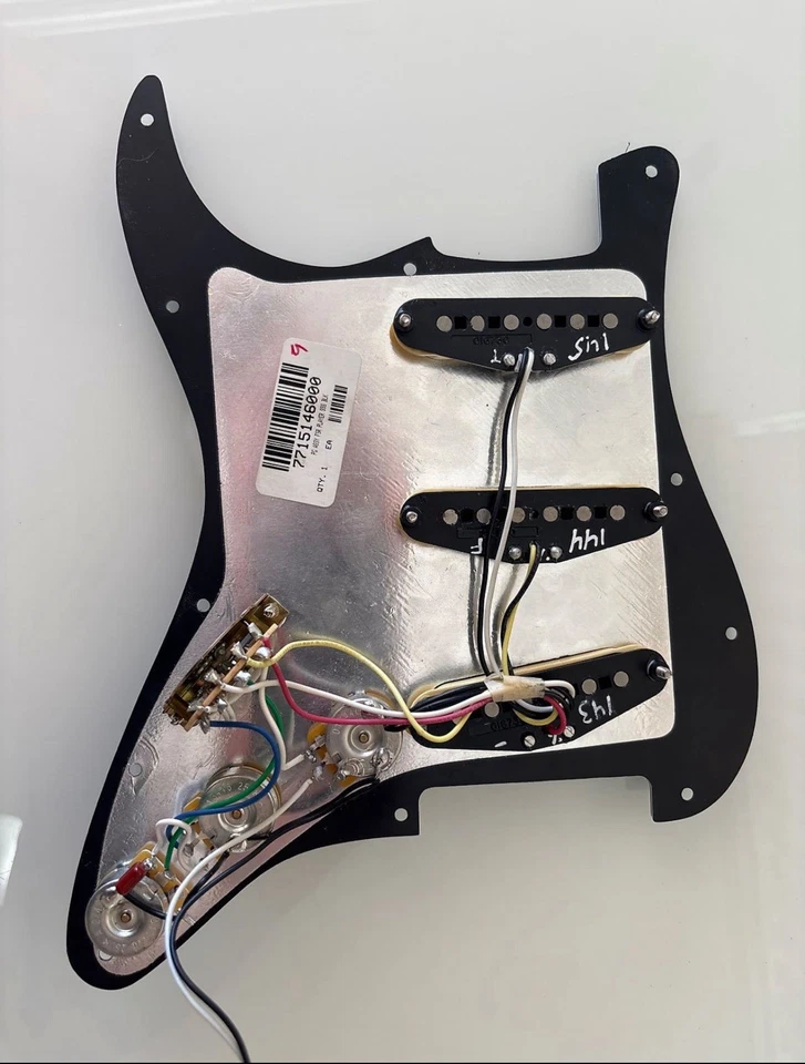 Golpeador Fender Player Stratocaster Limited cargado  Foto 2 de 4