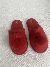 Victoria Secret Faux Fur Pom Pom Slippers