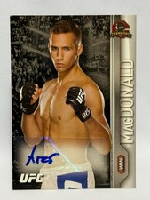 2015 Topps UFC Champions Fighter Auto Rory MacDonald Auto #FA-RMA