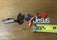 Pins I LOVE JESUS Christian Brooch Pins Cross Praying Hands 4pcs Religion Pray